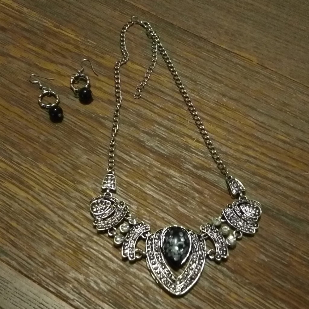 Necklace and earrings
